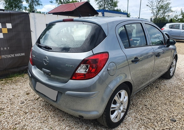 Opel Corsa cena 15950 przebieg: 145000, rok produkcji 2010 z Katowice małe 326